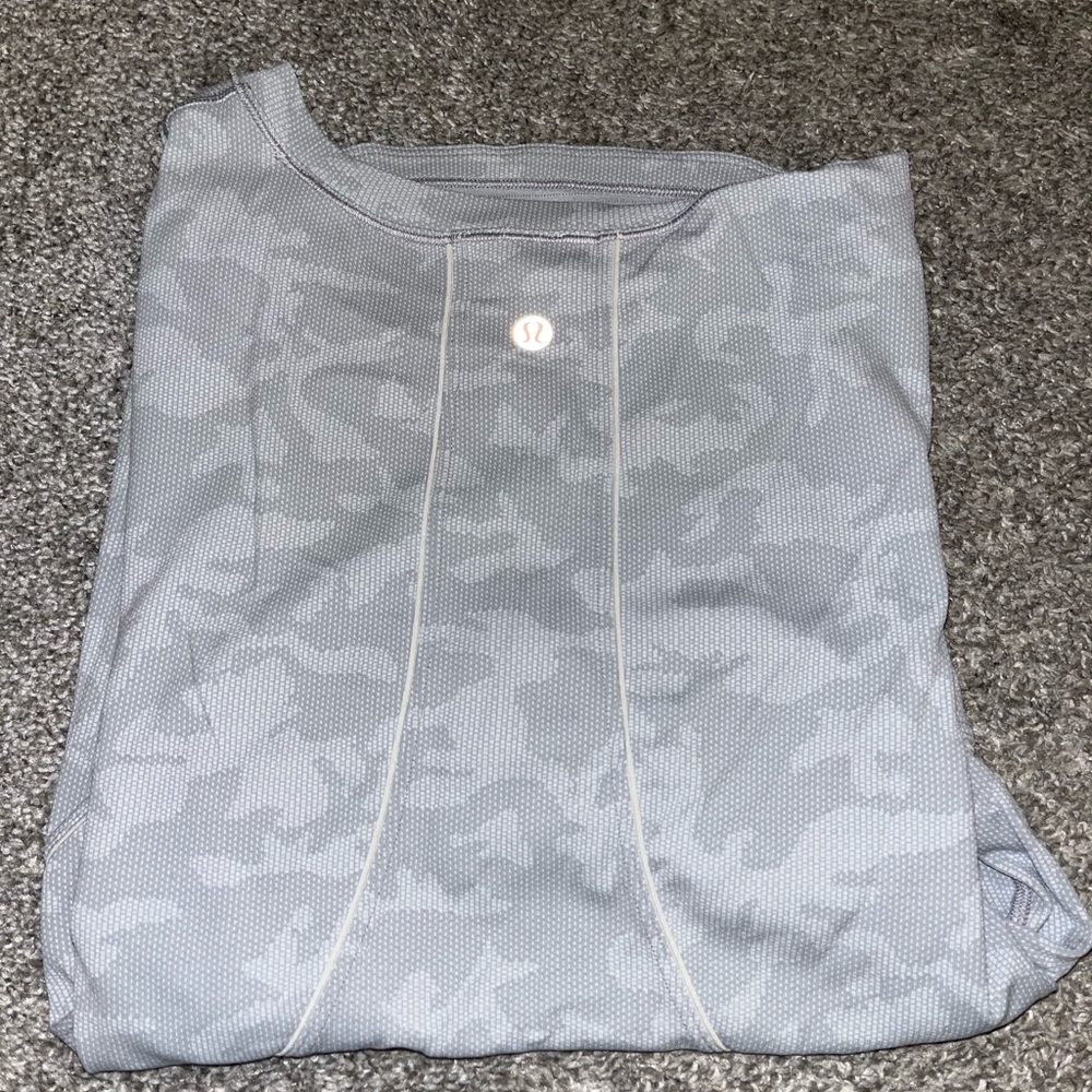 Lululemon Grey Camo T-Shirt